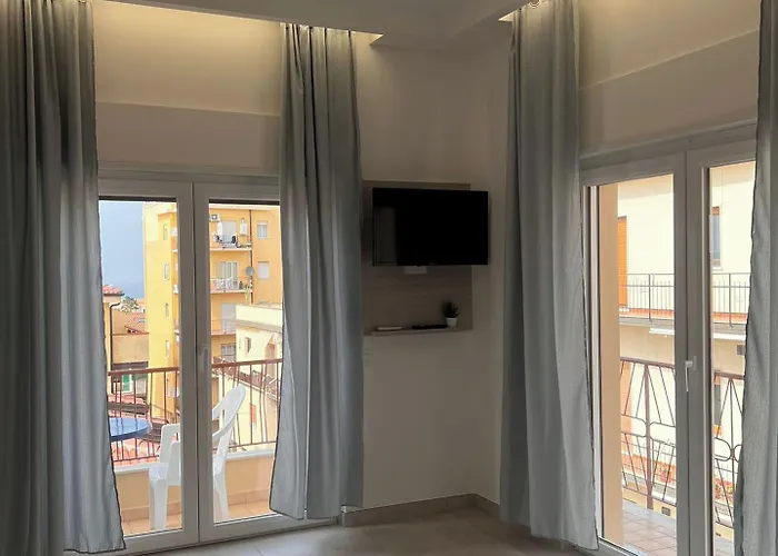 Porta Sul Mare 트로페아