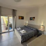 Porta Sul Mare Pensionat 4*